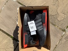 Baskets adidas Darth Vader taille 11
