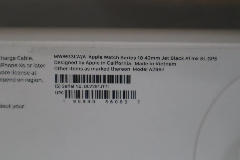Apple Watch Series 10 42mm GPS Jet Black w/ Ink Sport Loop MWWG3LW/A #19947 - Image 3 of 4