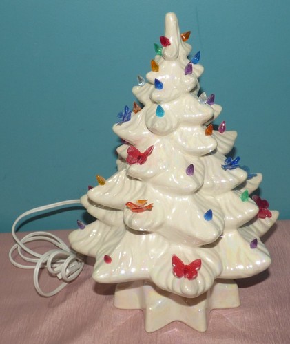 Vintage 1970’s 13” White Ceramic Christmas Tree - Picture 6 of 8