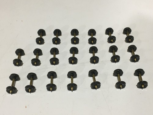 Walthers HO Scale Set of 20 Plastic 36" Wheels with Needlepoint Axles