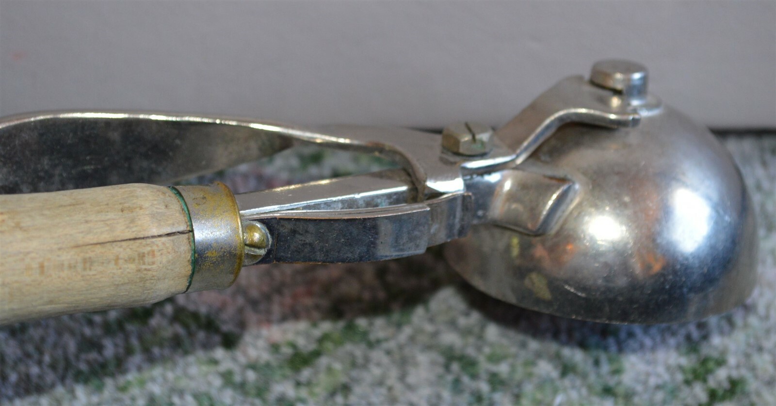 3 Benedict Indestructo ice cream scoop LEAF SPRING operated mechanism