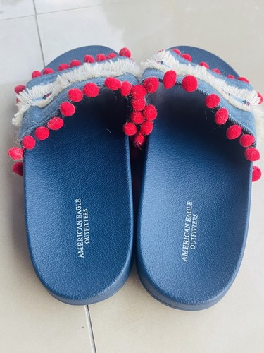 American Eagle Outfitters Blue Denim Boho Red Puff Slip-on Sandals-Size 8 - Picture 2 of 3