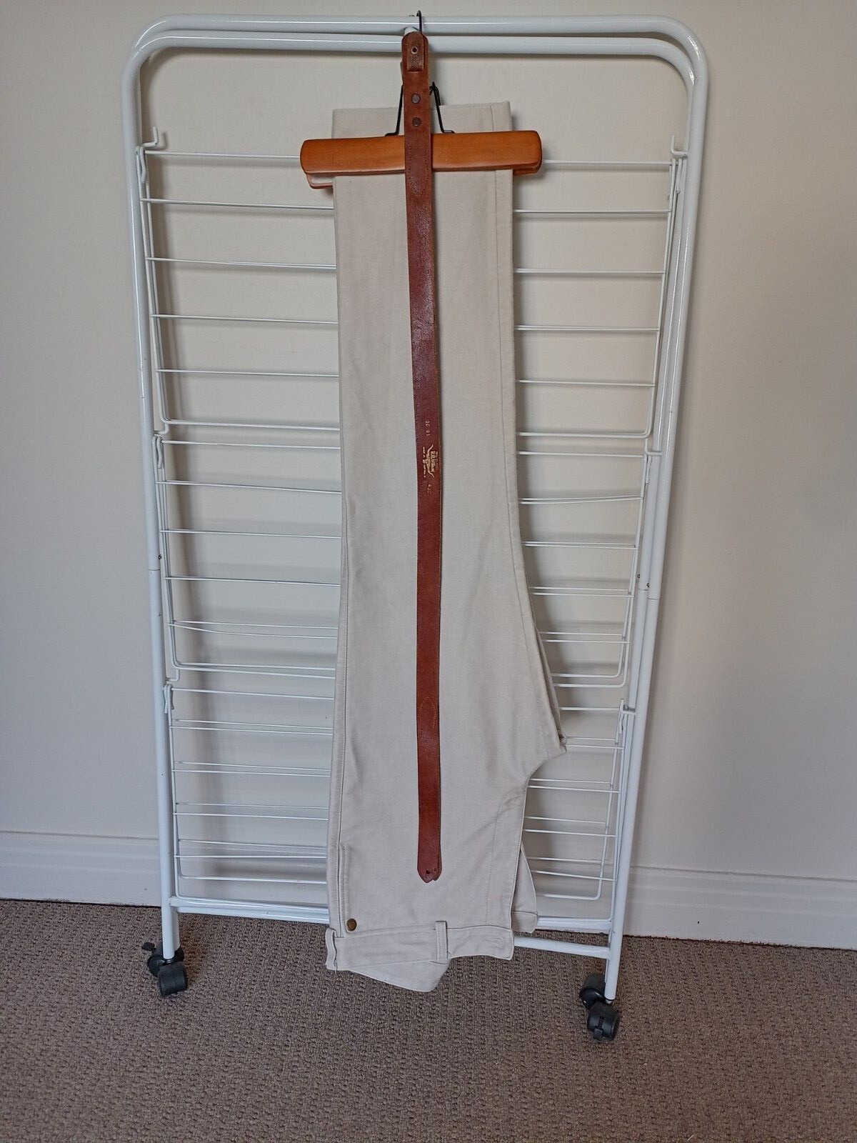 Vintage RM Williams Men's White "Moleskin" Pants with… Gem