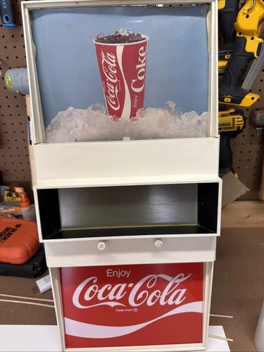 1977 Vintage Coca Cola Coke Light Up Clock by Everbrite Model G019 WORKS! 24x11”