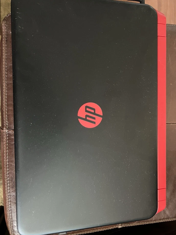 HP Pavilion Beats Edition Foto 3 de 4