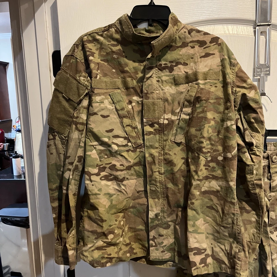 MED REG OCP Multicam Combat Uniform Top Pants MED REG Top Ripstop - Image 3 of 4