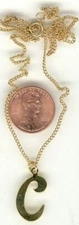 1 PIECE VINTAGE GOLD LETTER "C" INITIAL 15.5" CURB CHAIN NECKLACE T403