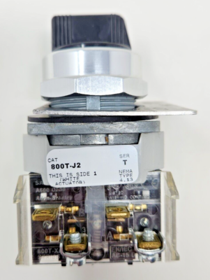 Allen-Bradley 800T-J2A Selector Switch w/ 800T-XA Contact Block