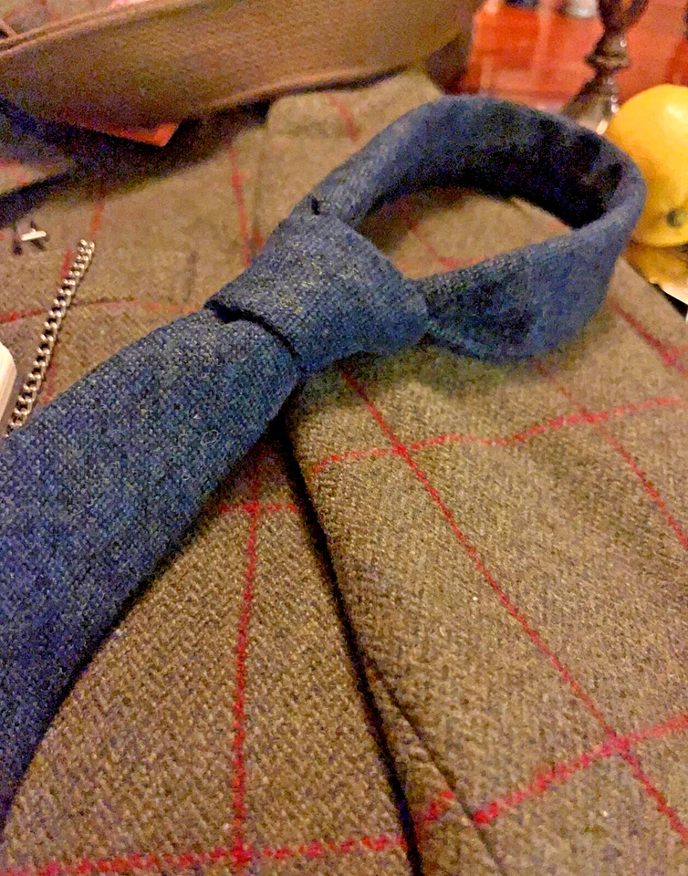 Oak Island Shades of Gray Skinny Tie #3 -- Red Rooster Select - Image 3 of 4