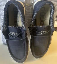 Hey Dude Wally Youth Navy Slip On Shoe US Size Y2 -L3 EU 34