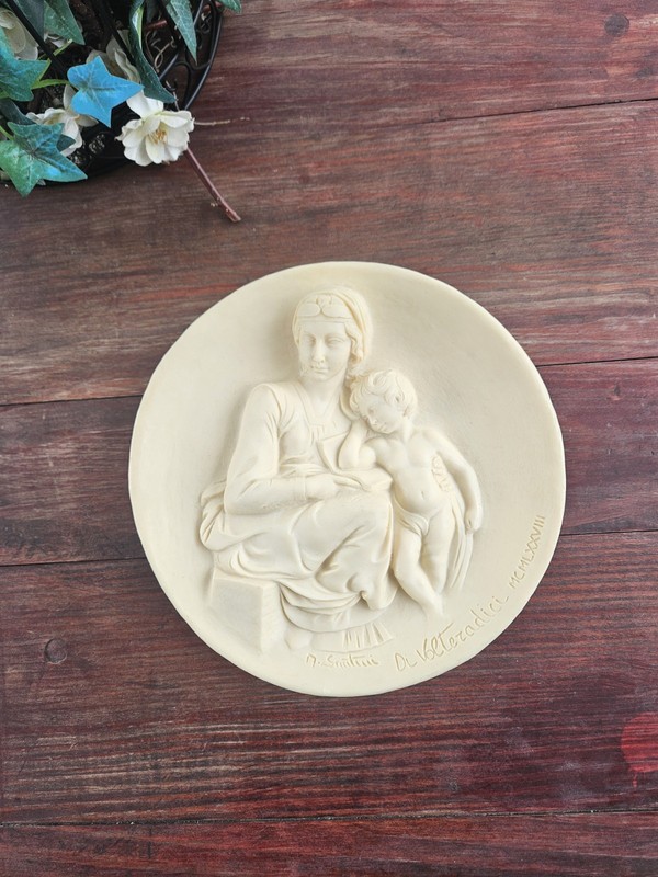 Vintage Ado Santini Madonna Pensosa Wall Plaque 1978 Italian Volterra Alabaster 