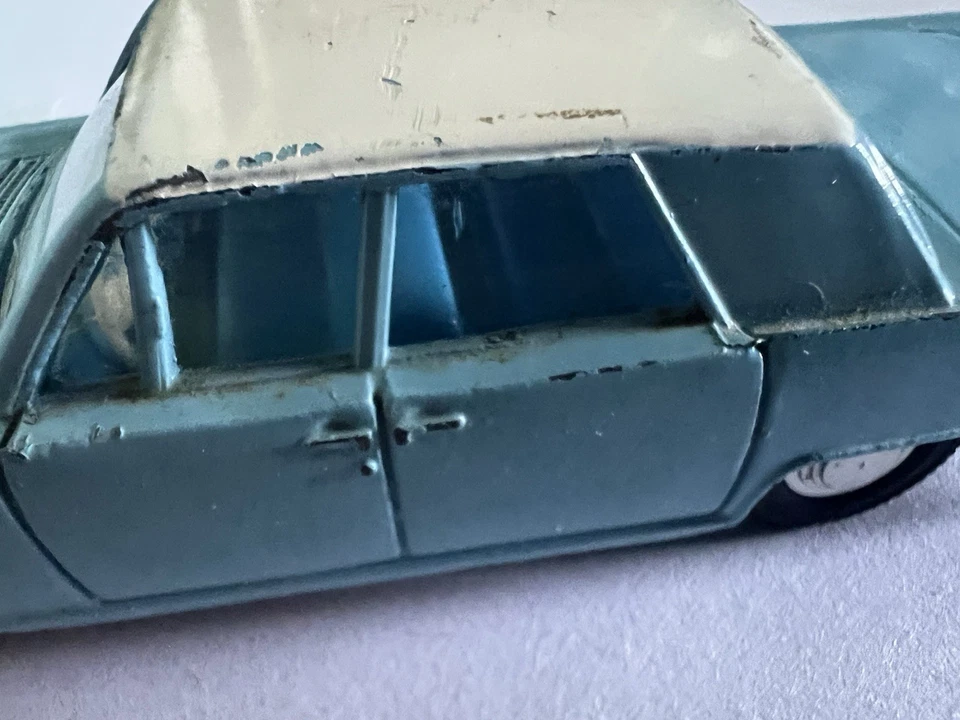 Lincoln Continental vintage 1964 Dinky Toys Meccano diecast escala 1/43 azul Foto 4 de 4