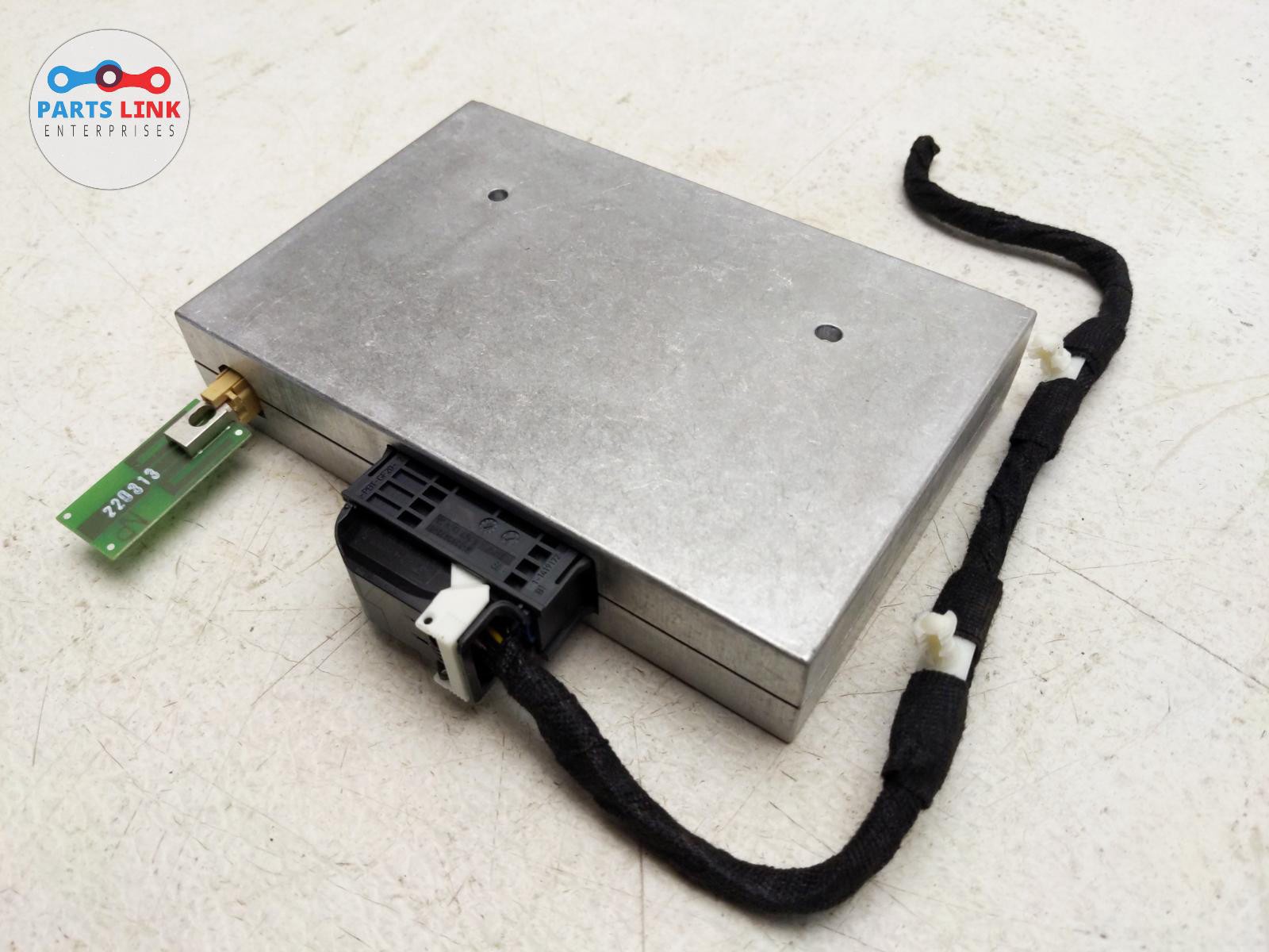 2011-14 LAMBORGHINI GALLARDO REAR LEFT BLUETOOTH PHONE CONTROL MODULE PLUG LP550