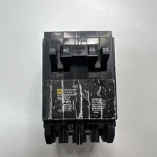 Homeline (2) 20 Amp Single-Pole (1) 40 Amp 2-Pole Quad Tandem Circuit Breaker