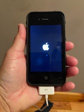Apple iPhone 4s used, still functional, don't hold charge