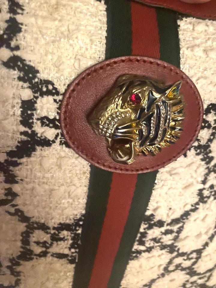 GUCCI Rajah Blanco Negro GG Lana Rojo Cuero Borde Cabeza de León Grande Raro Monedero Foto 3 de 4