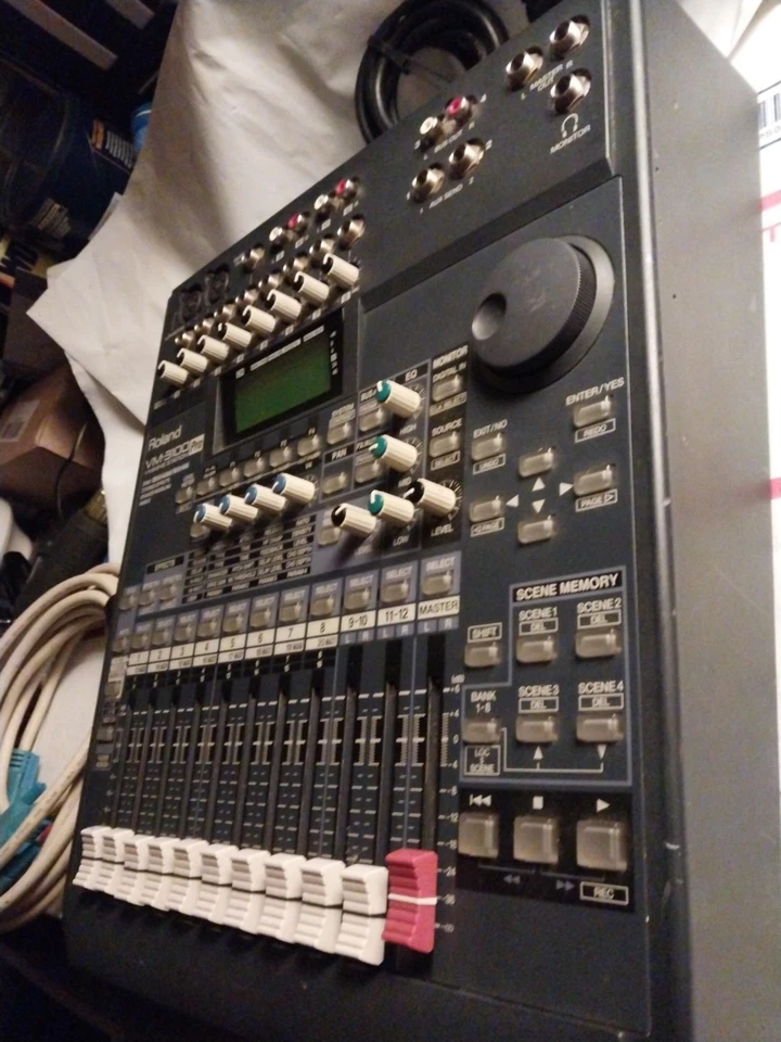 Roland VM-3100 Pro V-Mixing Station 24 bit 20 Channel  MIDI w adapter And Plug - Image 2 of 4