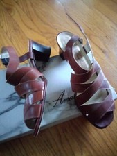 Damskie sandały Amalfi Sabrina, rozmiar 7 B prawdziwa skóra orzechowy brąz, 1 klamra 