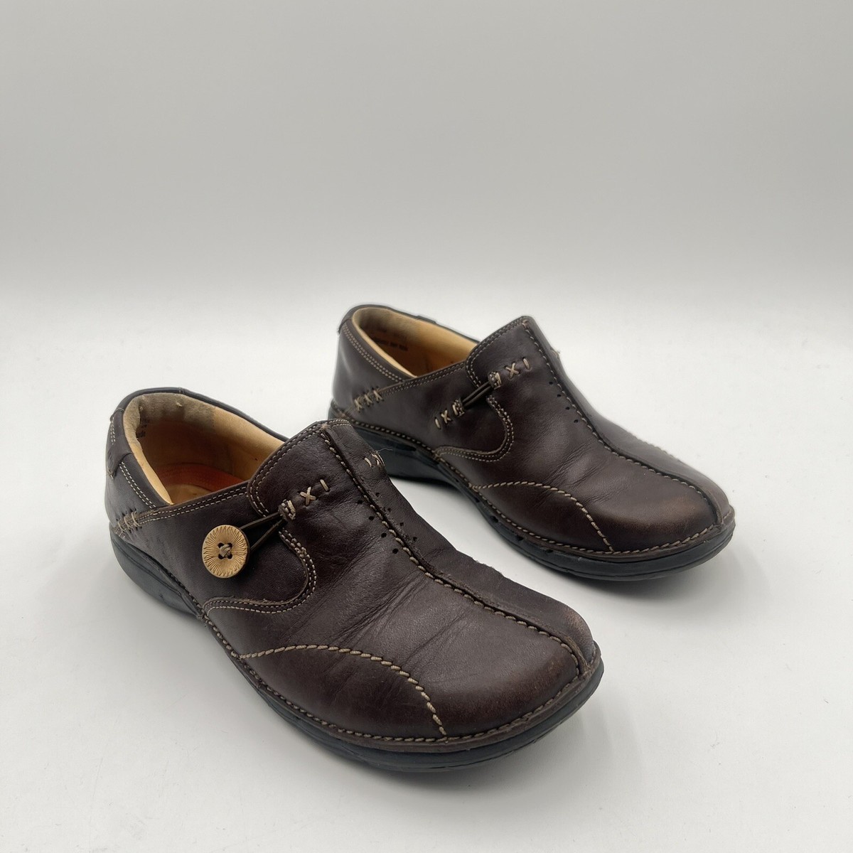 Clarks Shoes Women’s Unstructured UnLoop Brown Leather Orthotic Clog  Style - Main Image