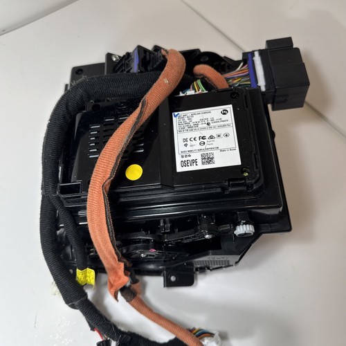 CONSOLE HYUNDAI KONA 2022 ENSEMBLE UNITÉ DE CHARGE SANS FIL OEM 95560-K4700 - Photo 9 sur 10
