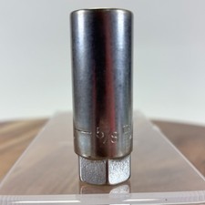 Craftsman Usa 38 In Drive 58 Sae Socket 6 Point Deep Chrome Spark Plug 43326