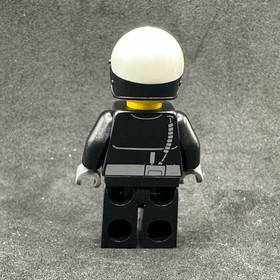 LEGO The LEGO Movie Bad Cop - Head with Crooked Smile Minifigure Set 70819 71213