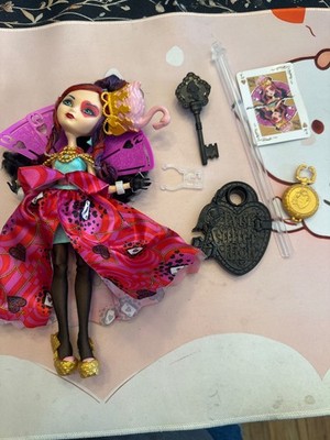 Ever After High Way Too Wonderland Lizzie Hearts Doll Queen of Hearts NIB