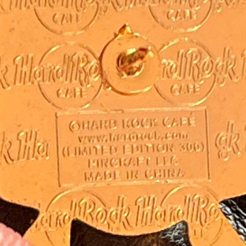 MAUI HAWAII🎸HARD ROCK CAFE®HRC PIN☑️2002 King Kamehameha Day RED GUITAR LE 300 - Picture 3 of 4