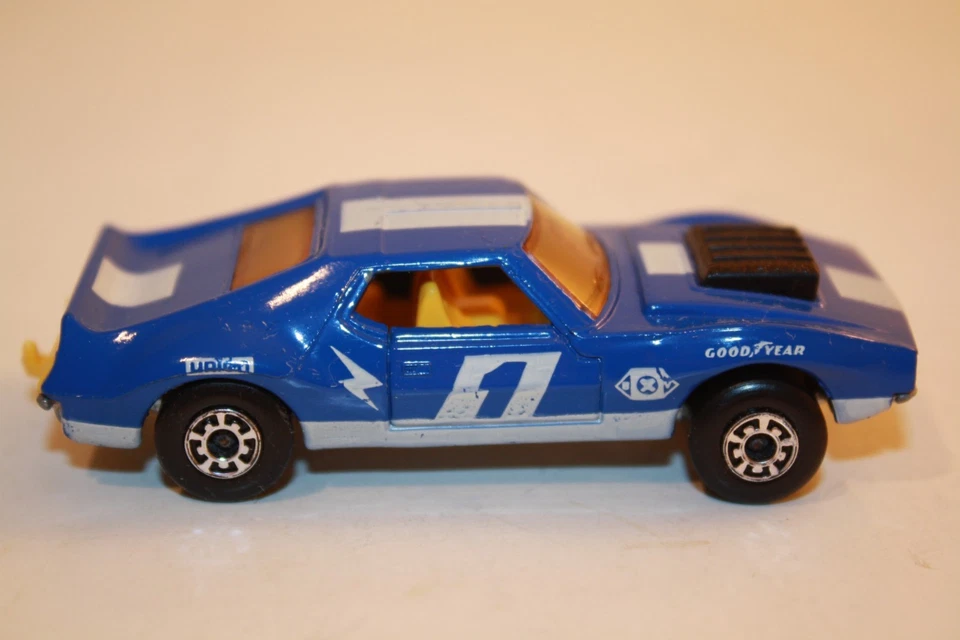 Lot of 4 Vintage Matchbox / Lesney Superfast AMX Javelin Cars - Image 3 of 4