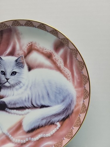BRADFORD COLLECTOR PLATE-- TABITHA ON TAFFETA - Picture 8 of 16