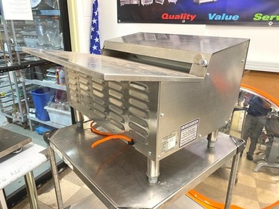 Dough Roller SheeterSomerset CDR-500S Countertop 20'' Dough