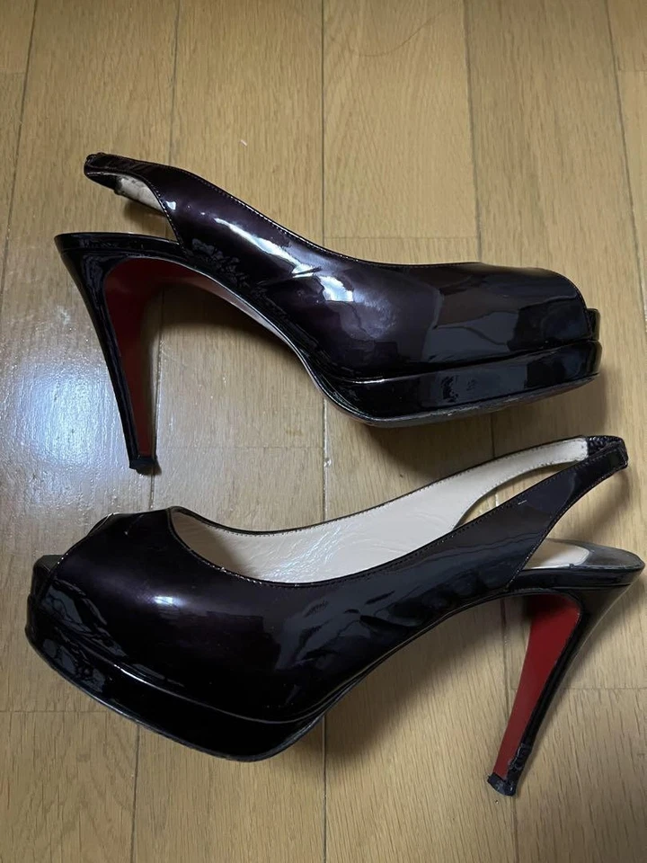 Christian Louboutin Puntera Abierta Tacones Altos Cuero Talla 37 EE. UU. Aproximadamente 7 Para Mujer Foto 2 de 4