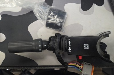 Shifter Selector Controller 8223049 For JLG SkyTrak Lull Telehandler 1044C-54