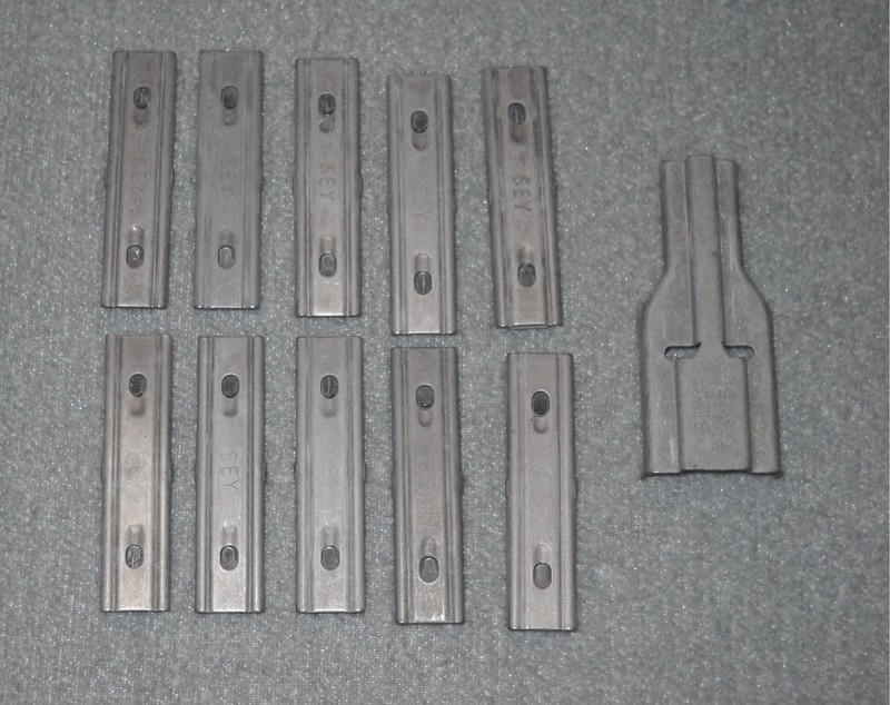 10 ORIGINAL SEY STRIPPER CLIPS 7.62X51 NATO 5RD STEEL 2 PIECE LOADING SPOON 308