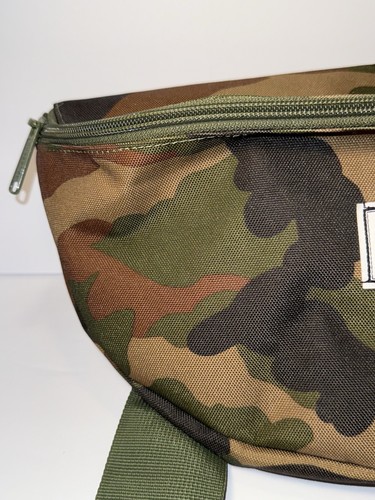 Herschel Supply Co. Green Camo Hip Packs Fanny Pack Waist Belt Bag - Picture 3 of 11