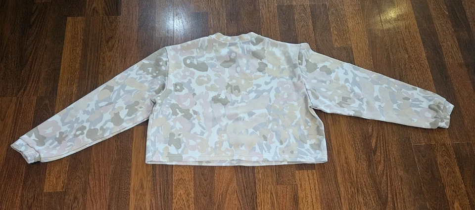 Sudadera Adidas Mujer Gráfica Pastel Camuflada Talla Grande Excelente Estado Foto 2 de 4