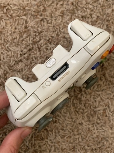 Microsoft Xbox 360 Original OEM White Wireless Controller - NO BATTERY COVER! - Picture 5 of 11