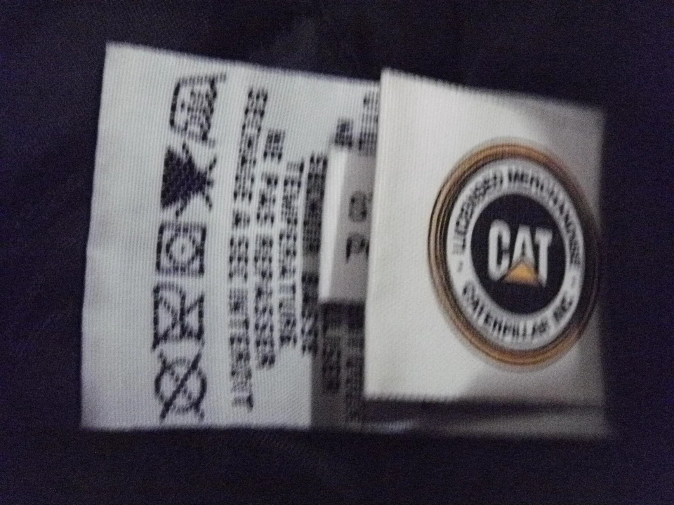 Caterpillar Jacket Vest Men L Gray Black Zip Collar Quillted Lined Sleeveless - Image 3 of 4