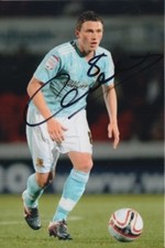 HULL CITY HAND SIGNED CORRY EVANS 6X4 PHOTO.