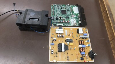 Carte Mère + Alimentation Pour TV LG 60UM695 – Pièce Détachée Occasion (Taille écran 60 Pouces)
