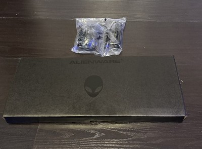 NEW Dell Alienware Multimedia Black USB Keyboard 40CM0 SK-8165 and Mouse bundle