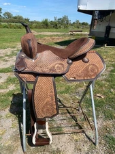 16"  Western trail/pleasure saddle w/basket tooled two-tone leather, semi bars