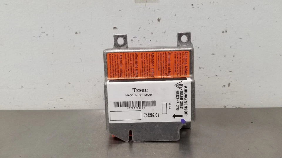 Porsche 911 996 Carrera Convertible SRS 2000 módulo de control 99661821991 Foto 2 de 4