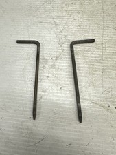 99-06 Silverado Sierra Tahoe Yukon Suburban Headlight Retaining Mounting Pins S8