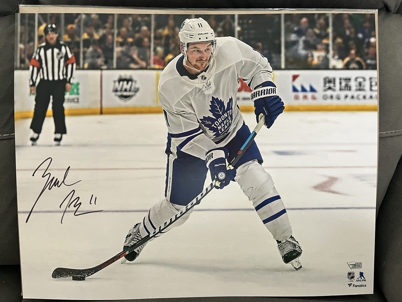 Edmonton Oilers Zach Hyman Signed Autograph 16x20 Photo Fanatics COA Maple Leafs