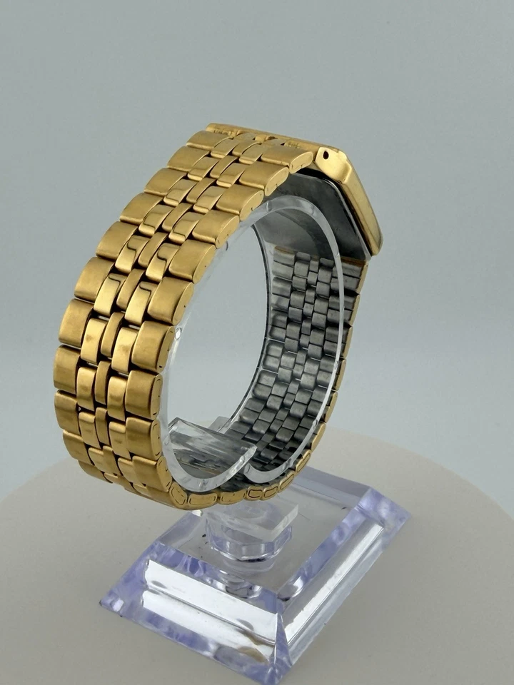 Золотистые кварцевые прямоугольные нарядные часы Pulsar V732-X154 Япония — работают отлично - Изображение 3 из 4