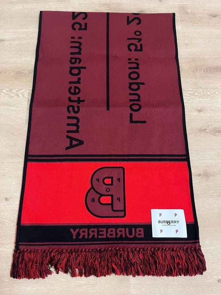 Burberry Silenciador 100 Algodón Súper Grande Muy Buen Estado Artículo Hombres Bufanda LTD Original Coleccionar Foto 2 de 4