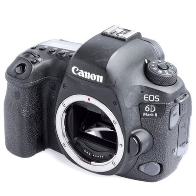 Canon EOS 6D Mark II gebraucht Kamera