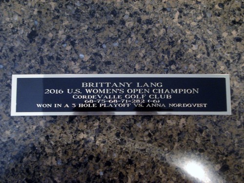 Brittany Lang Namensschild für eine 2016 US Damen offene Golfballhülle 1,25 x 6 - Bild 1 von 12