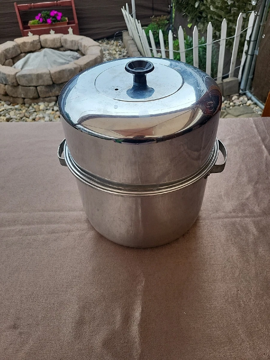 Bottle sterilizer store pot